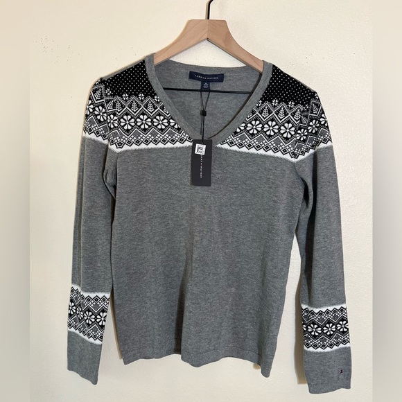 NWT Tommy Hilfiger Ivy Sweater - Picture 6 of 11